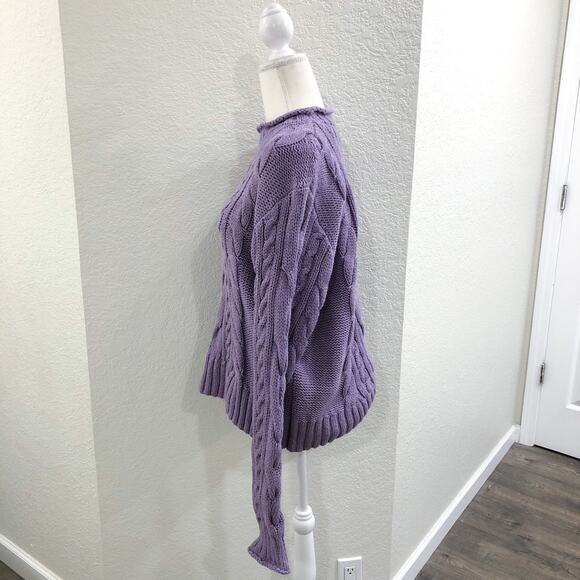 Meadows & Byrne Wool Blend Chunky Cableknit Sweater - Picture 4 of 9